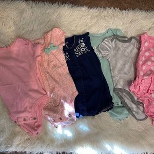 Lot of 6 baby girl one piece tees 3-6mos EUC R019